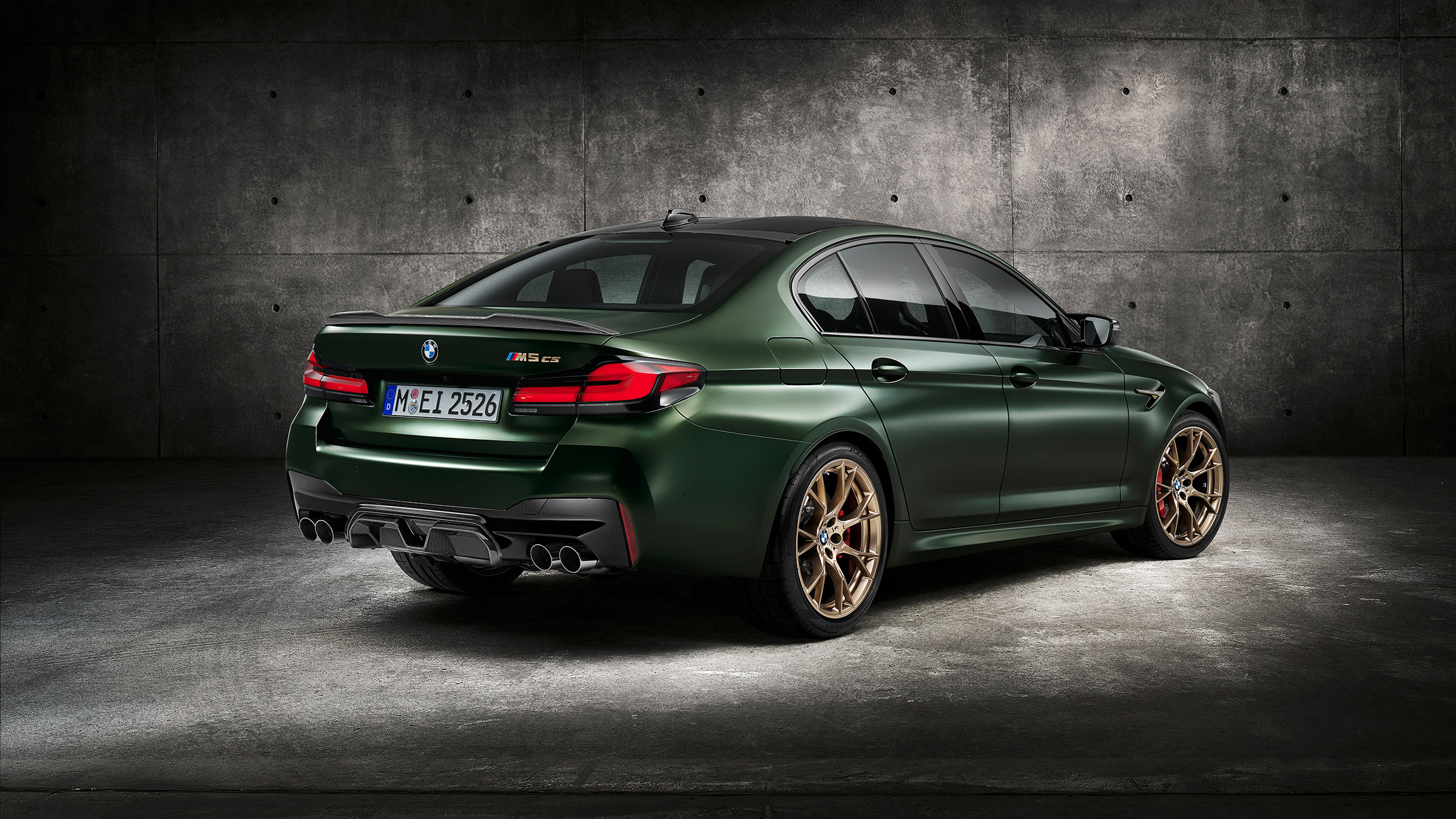 BMW M5 CS - studio rear quarter