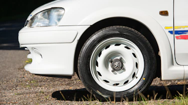 Peugeot 106 Rallye wheel