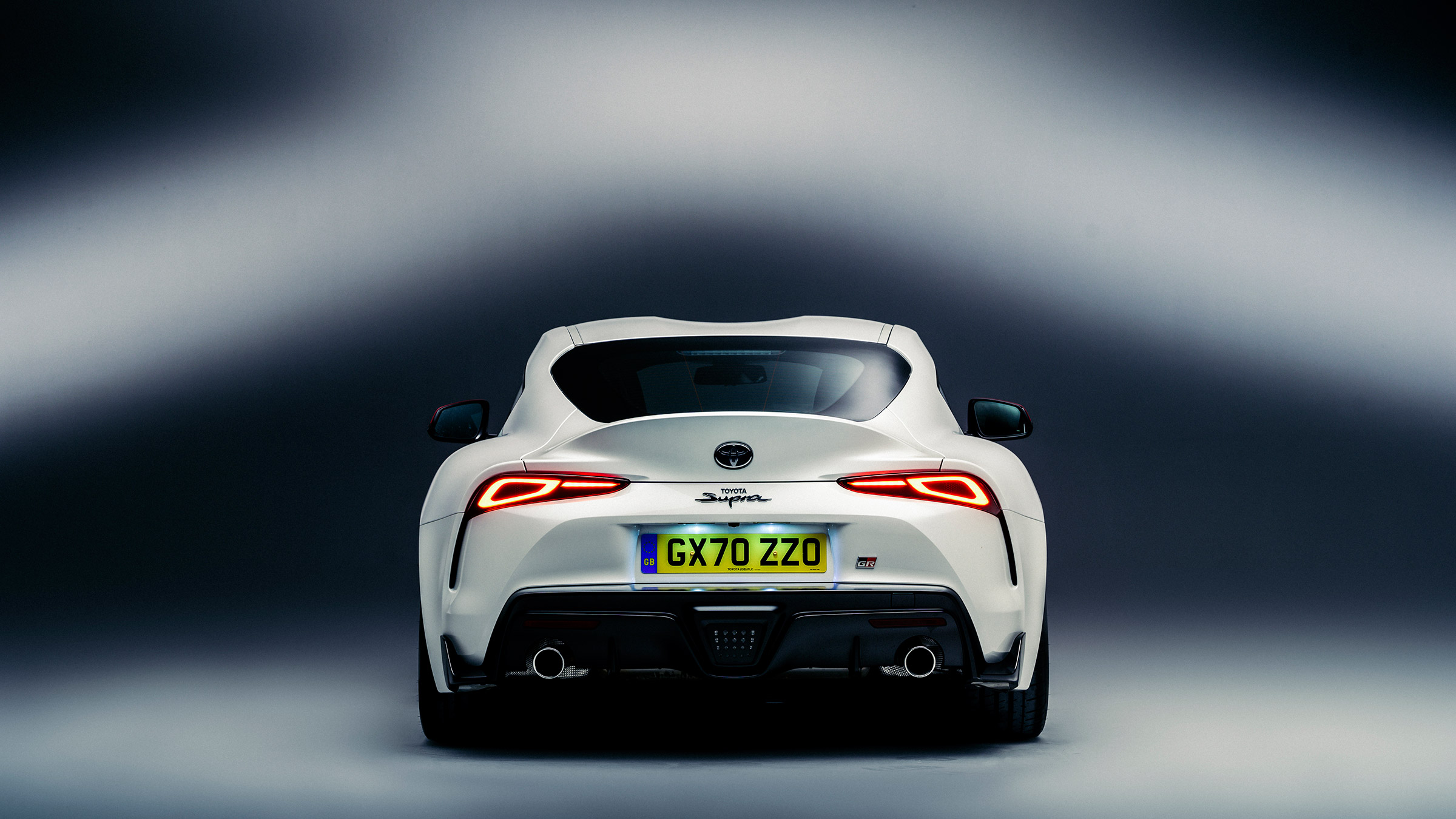 Toyota GR Supra 2.0 - rear