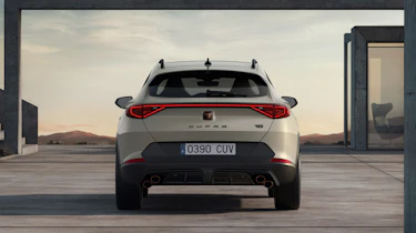 Cupra Formentor VZ5 revealed tail static