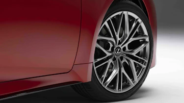 Lexus IS500 F Sport - wheel