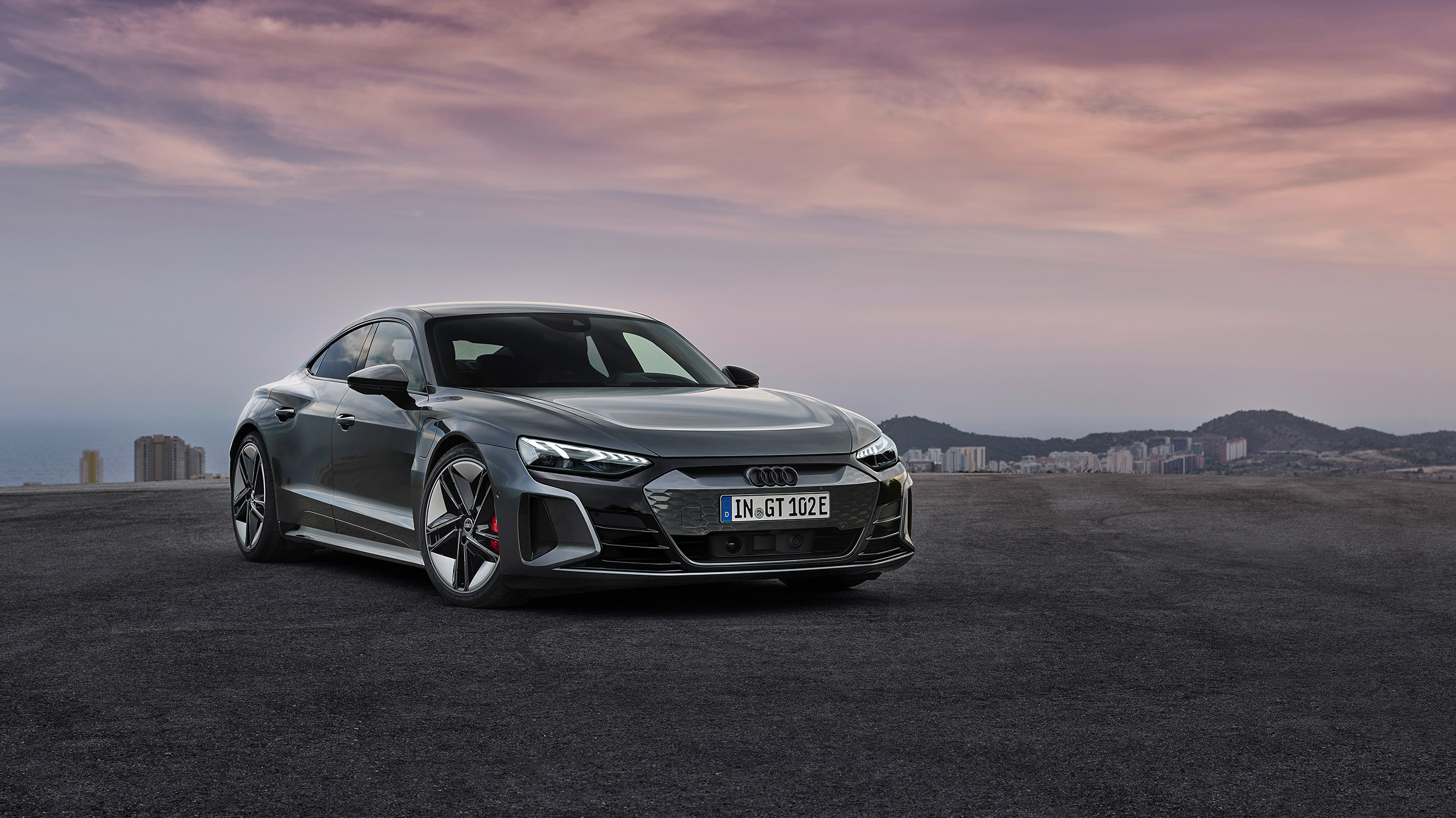Audi RS e-tron GT - front static