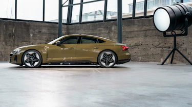 Audi RS e-tron GT - green