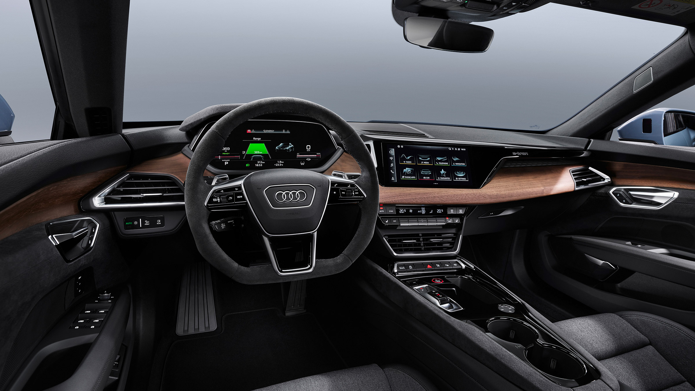 Audi e-tron GT quattro - dash