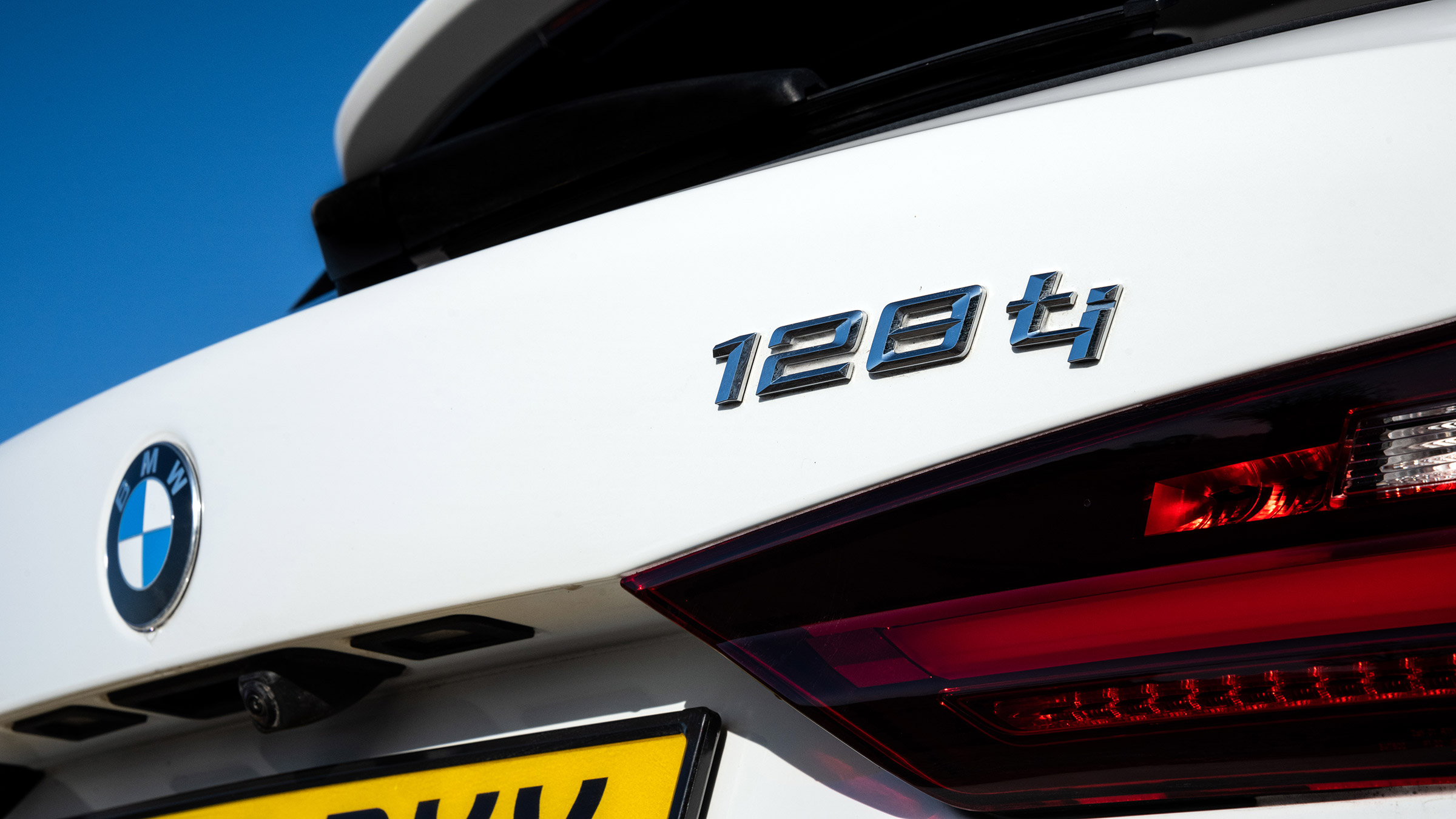 BMW 128ti - badge