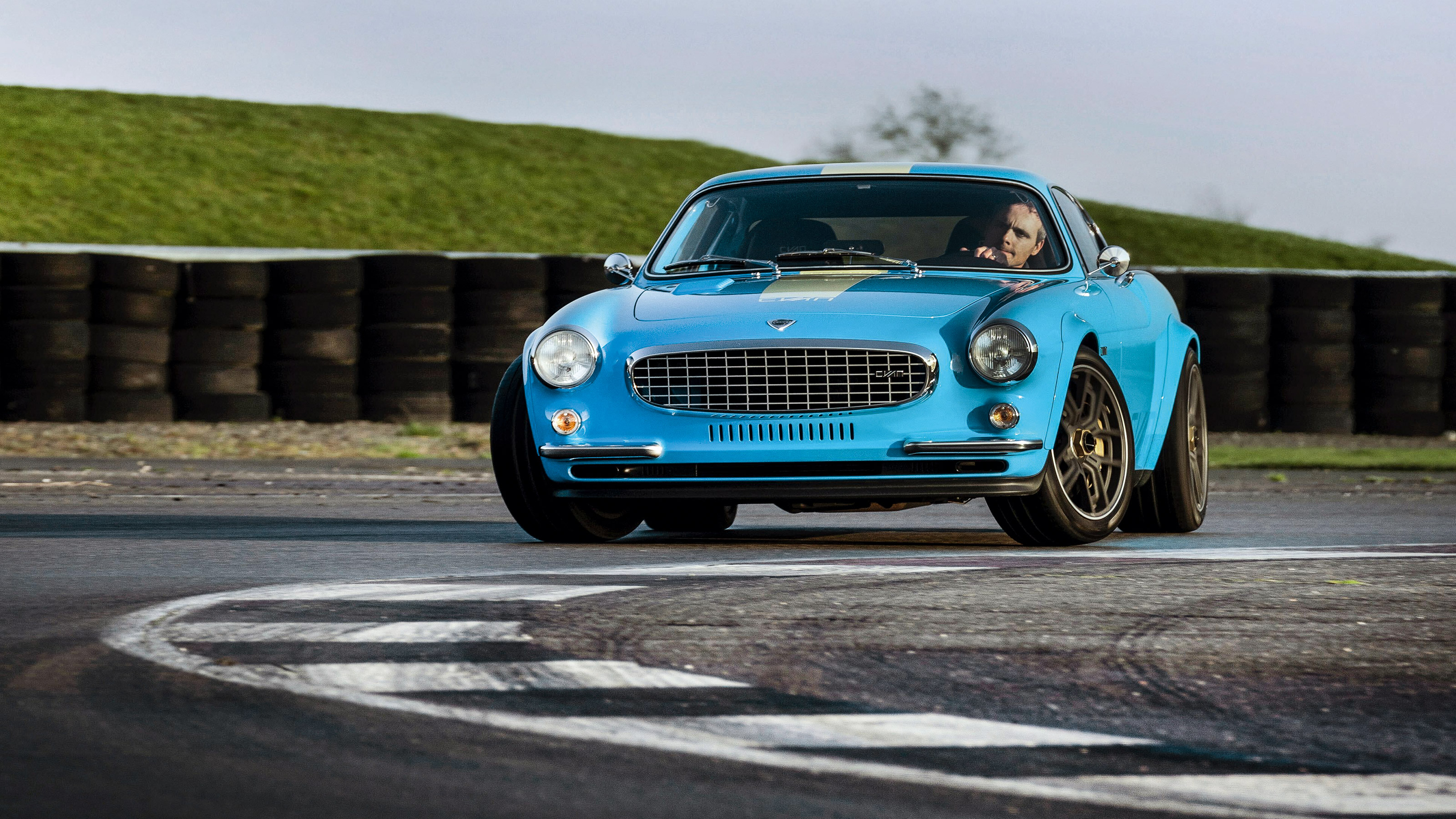 Cyan Racing Volvo P1800