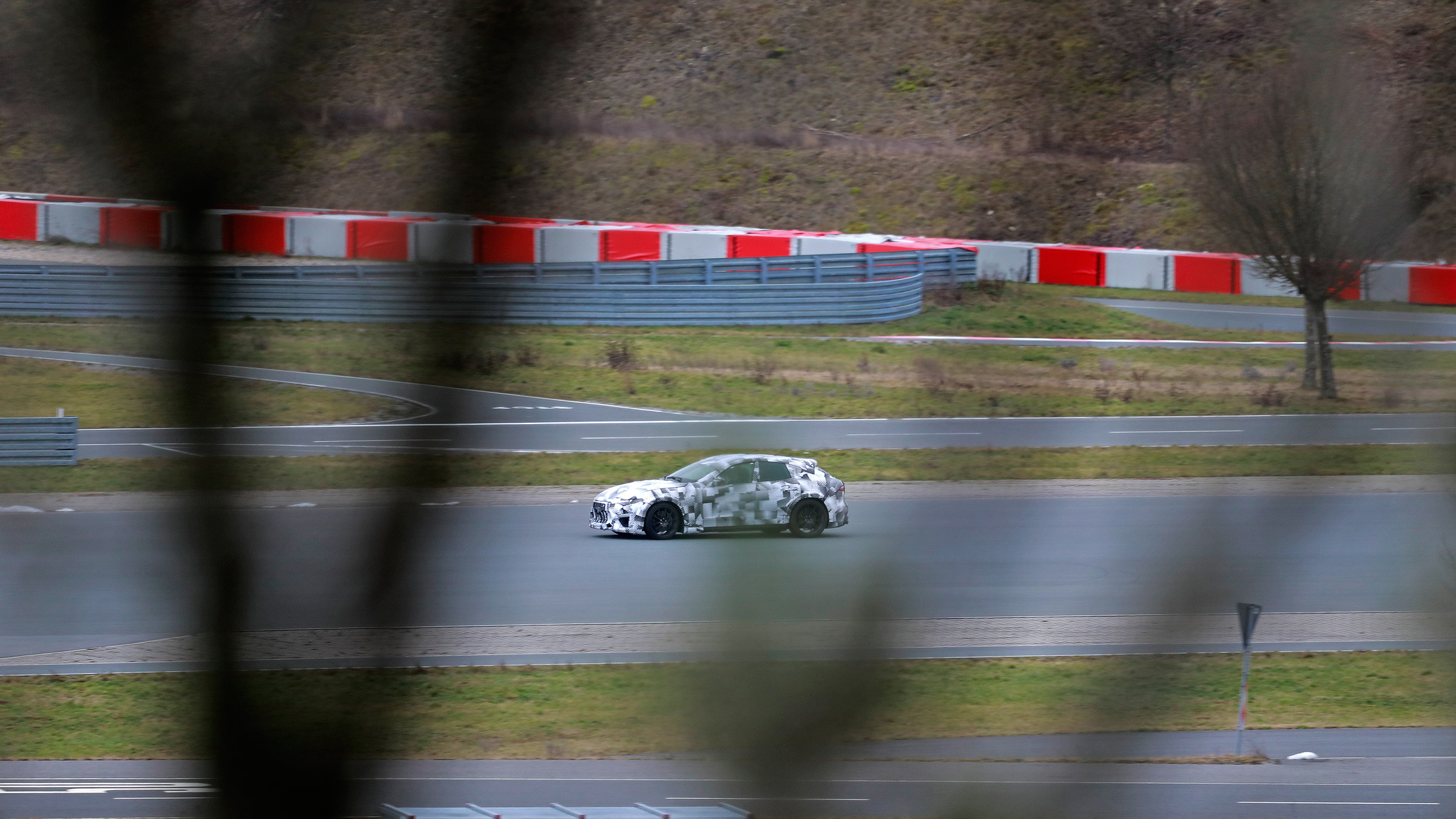 Ferrari Purosangue 12