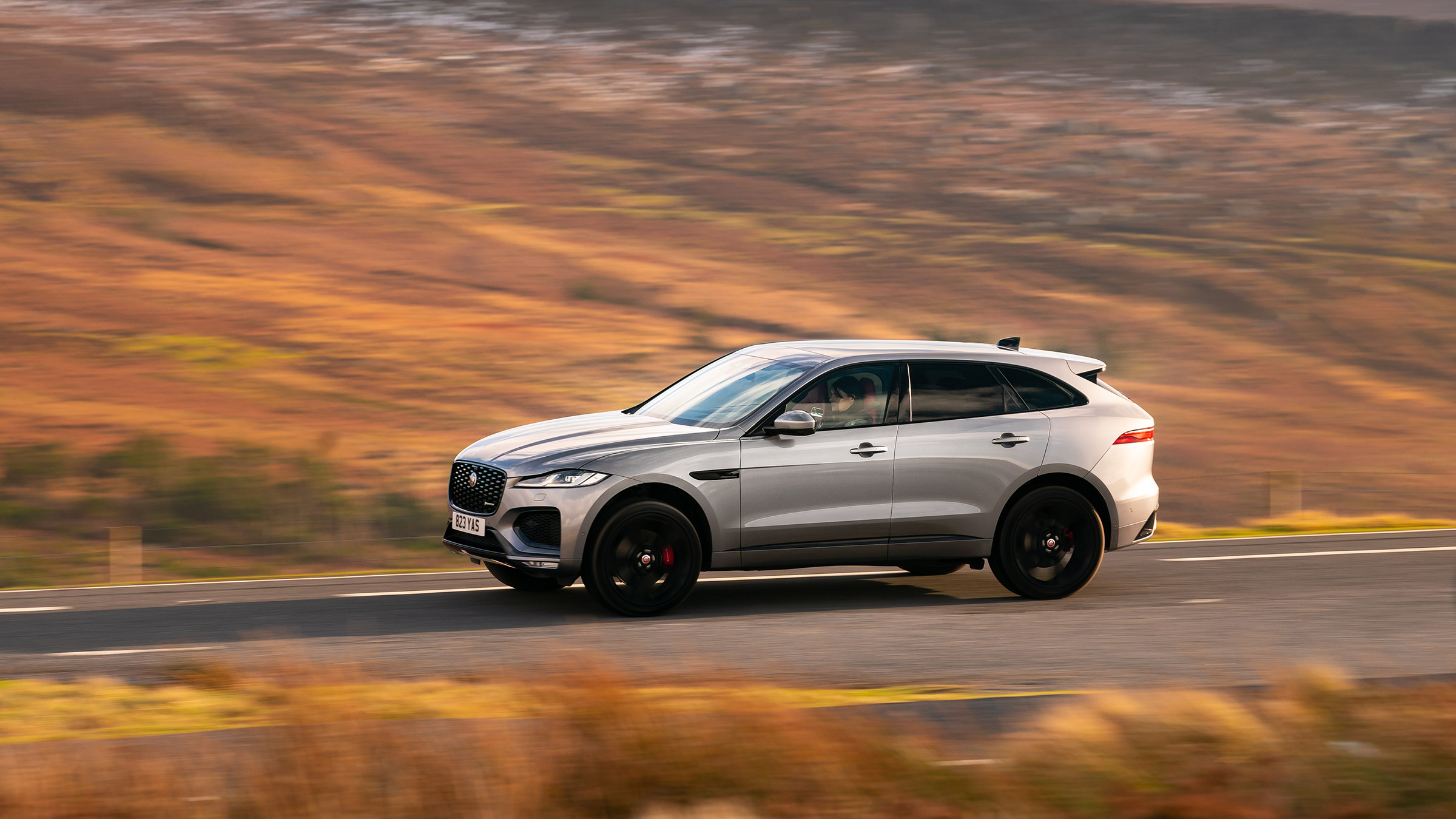 Jaguar F Pace 2021 review - P400 side