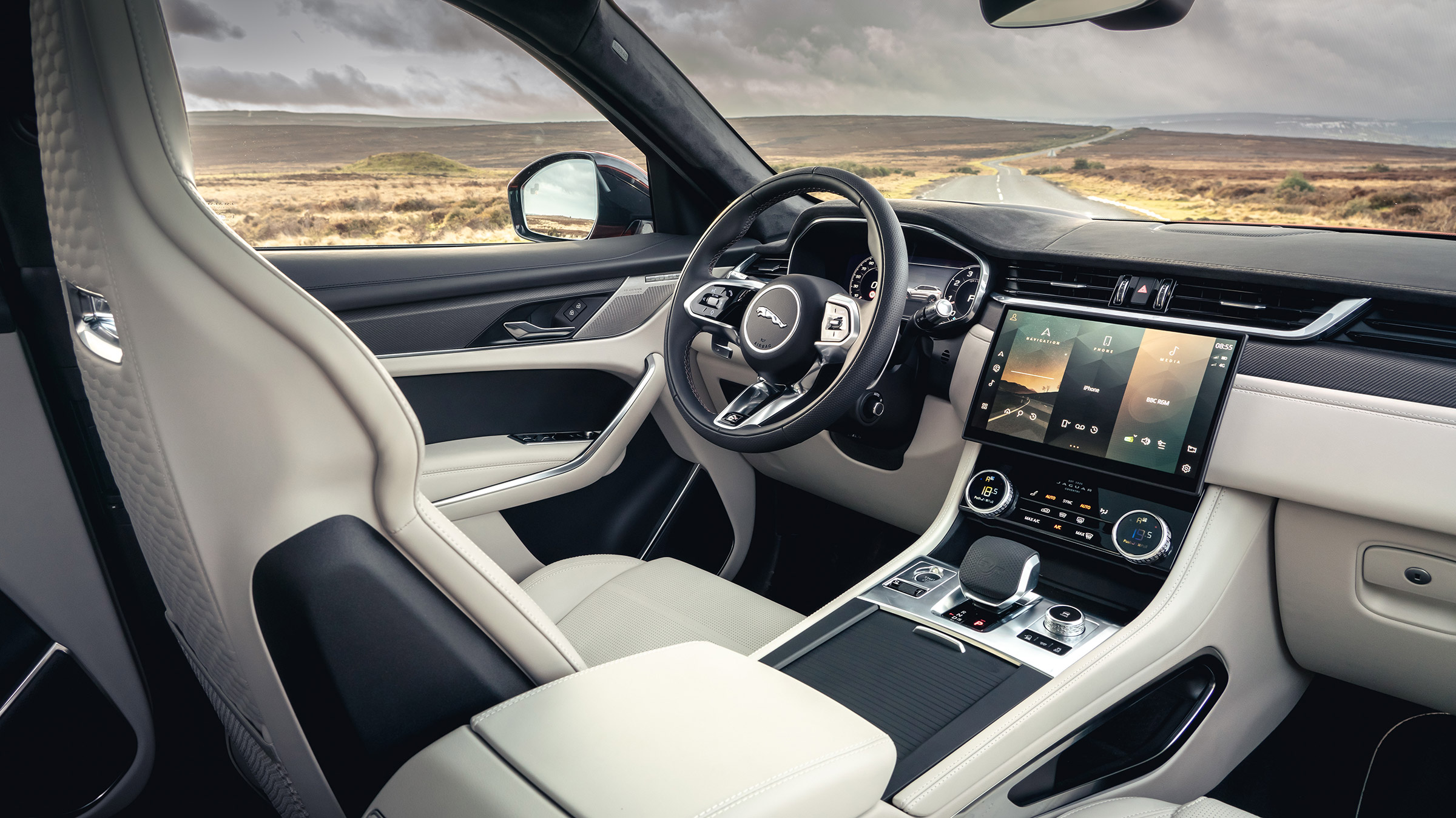 Jaguar F Pace SVR 2021 review - interior