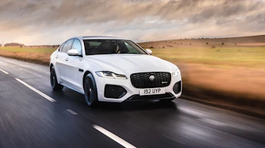 Jaguar XF my21 front tracking