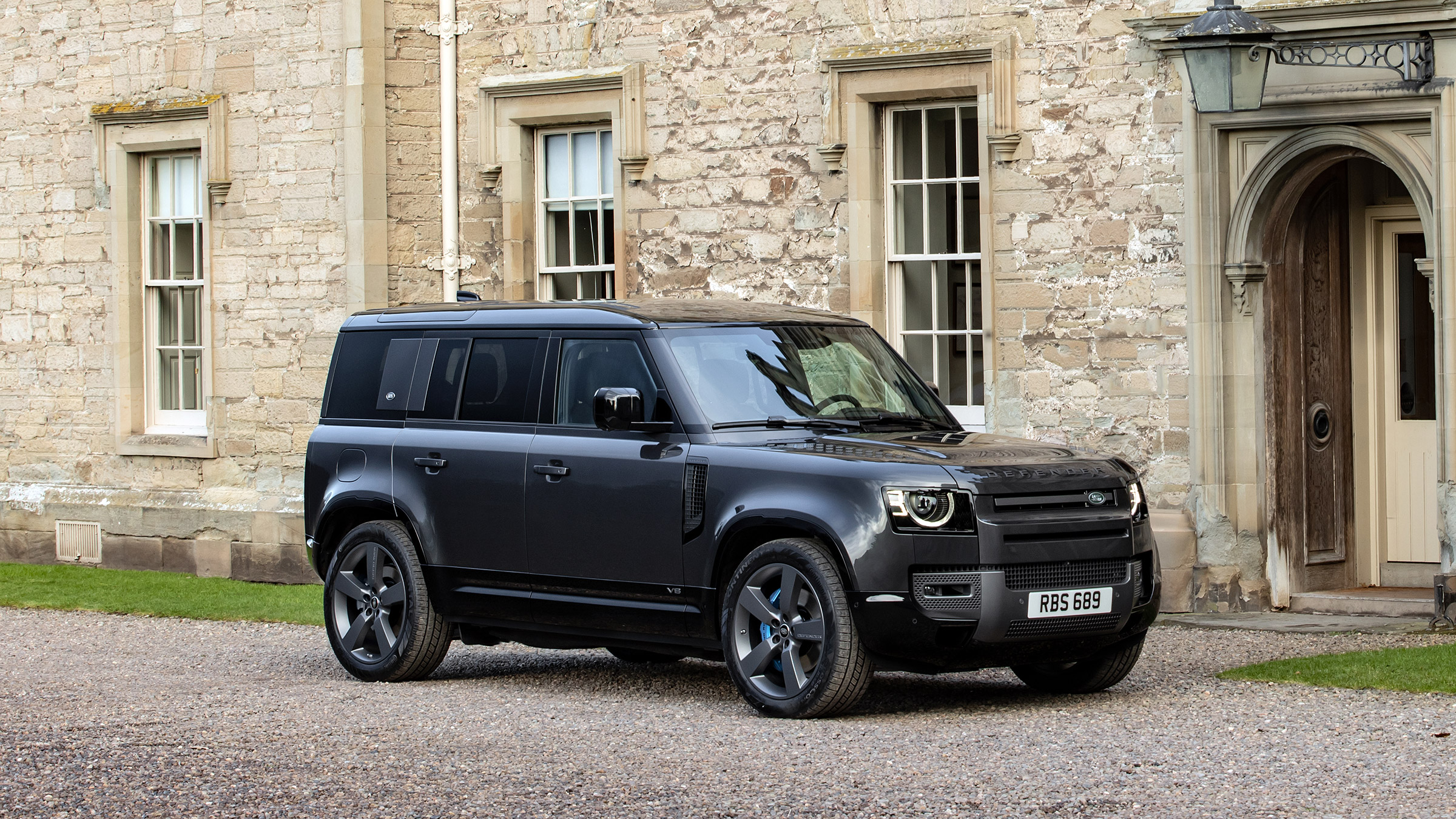 Land Rover Defender V8 MY22 - 110 front quarter static