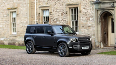 Land Rover Defender V8 MY22 - 110 front quarter static