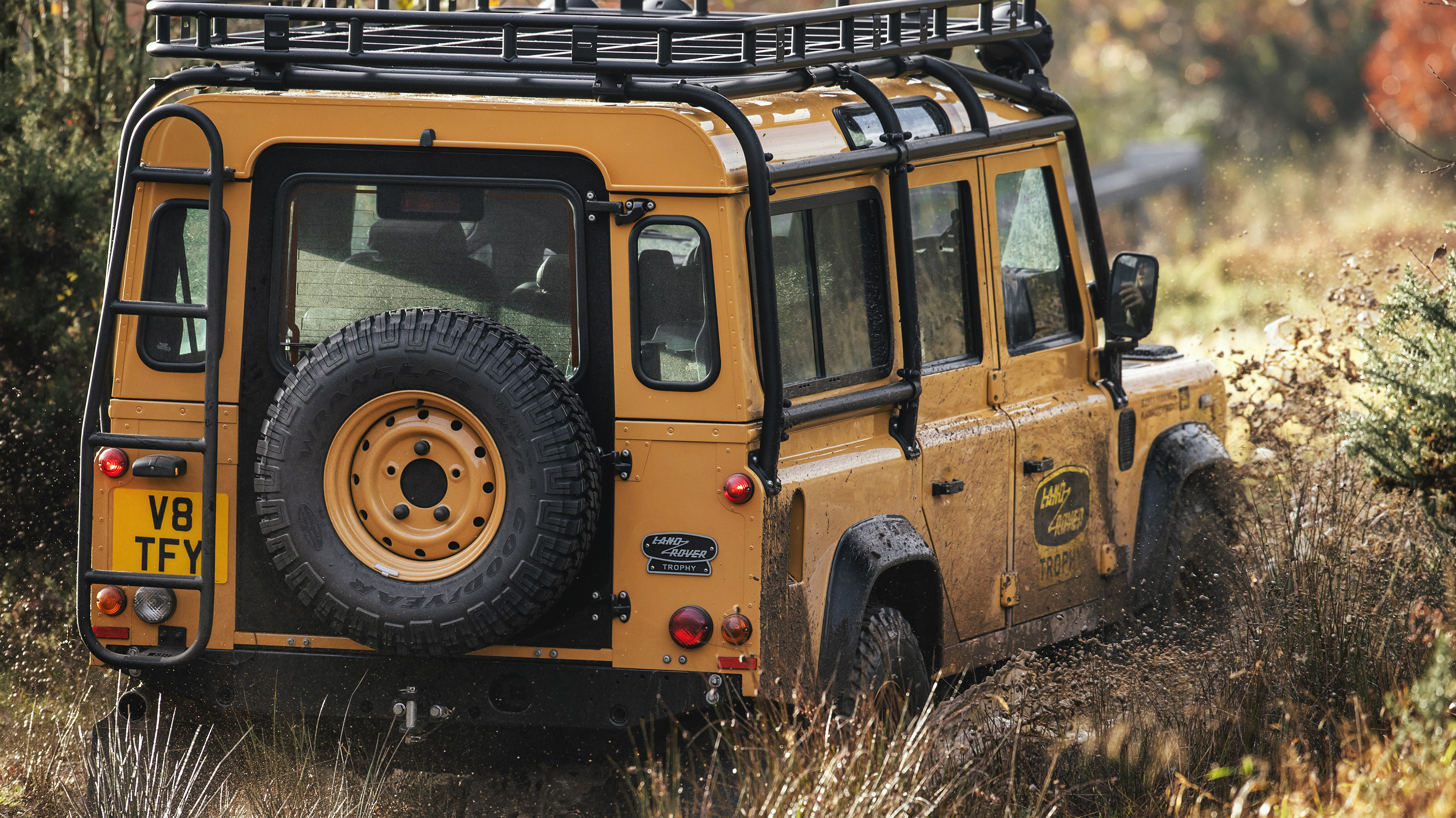 Land Rover Defender Works V8 Trophy