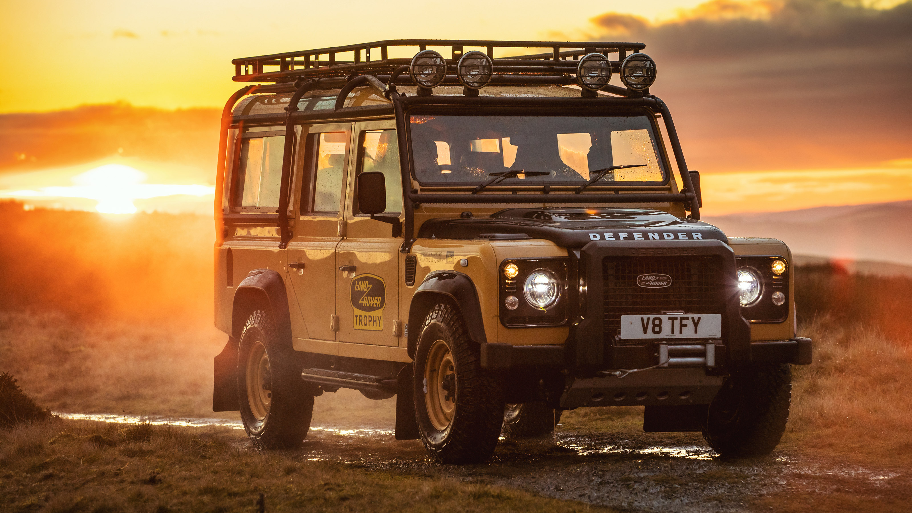 Land Rover Defender Works V8 Trophy