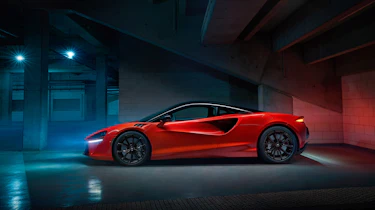 McLaren Artura revealed - orange side