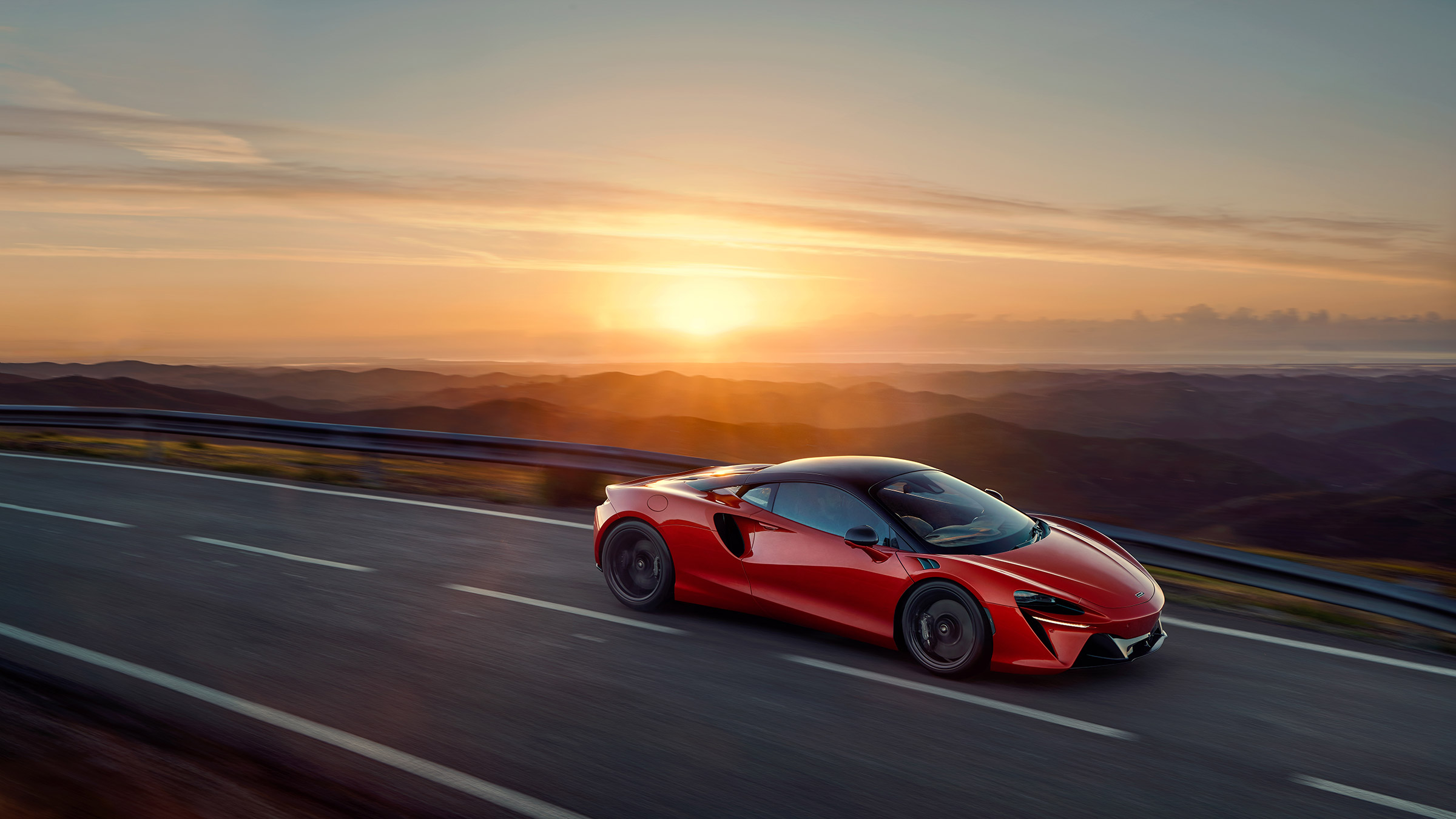 McLaren Artura revealed - orange side