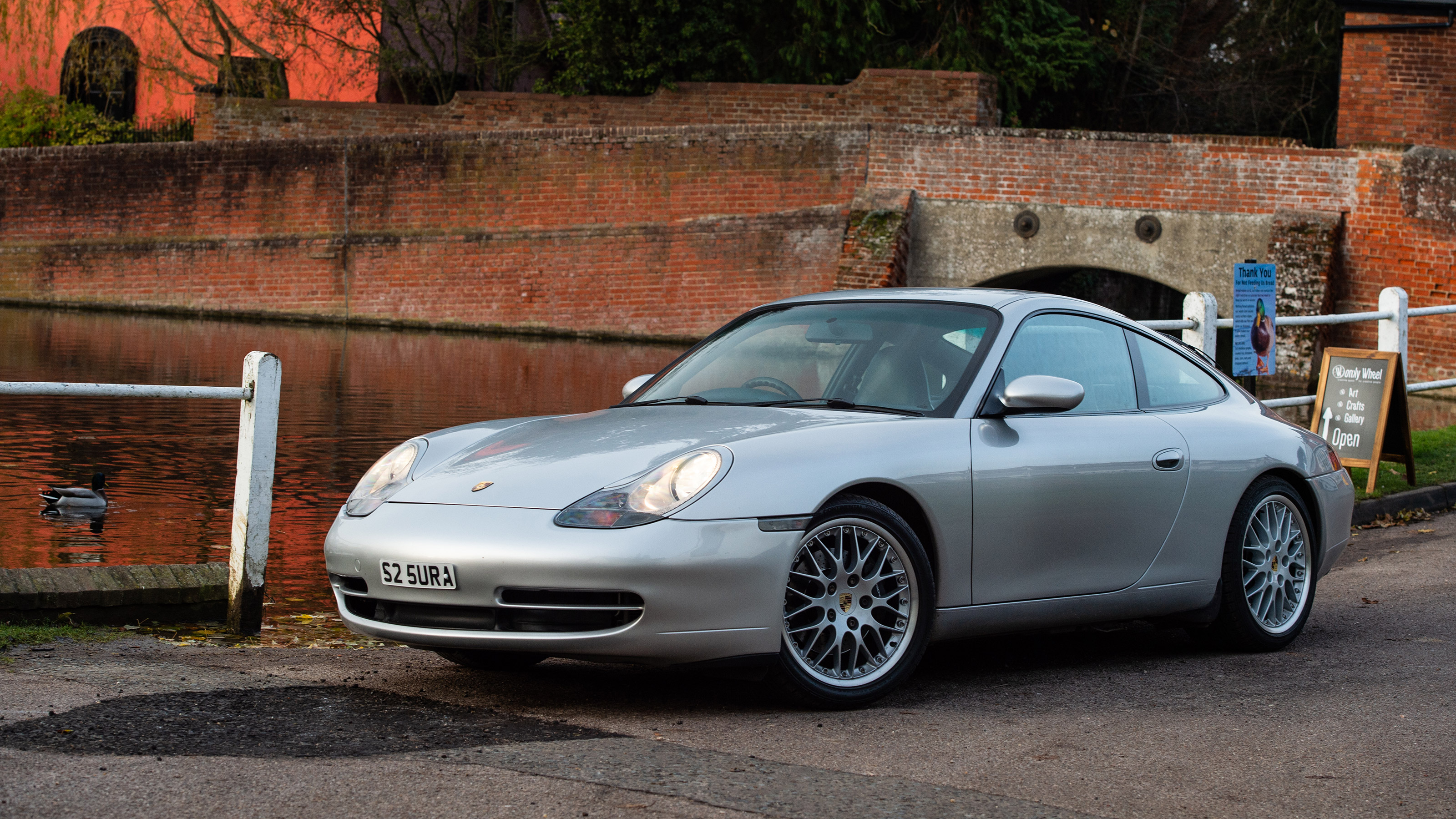 Porsche 911 Carrera (996) icon