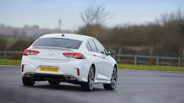Vauxhall Insignia GSi – track cornering