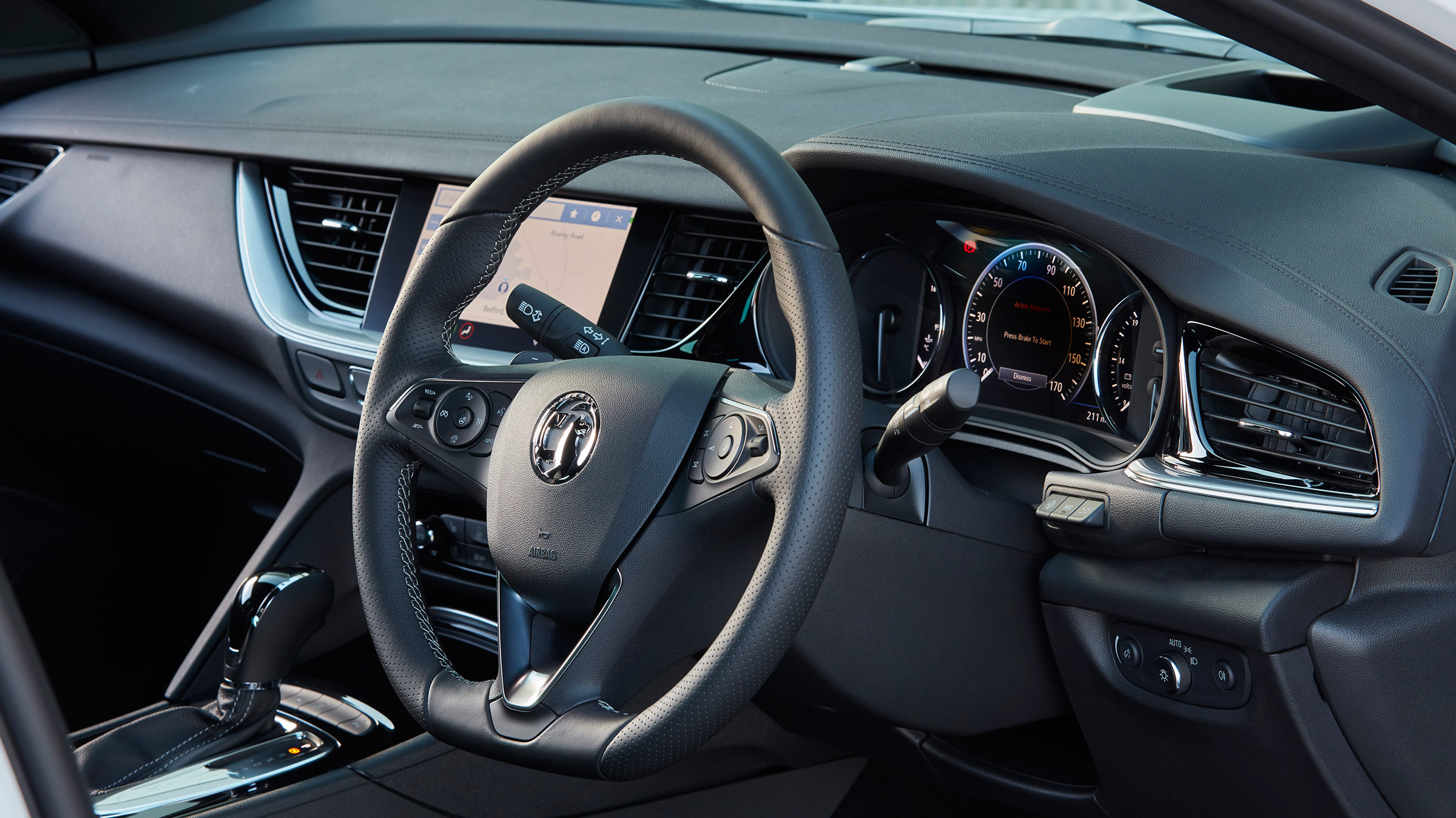 Vauxhall Insignia GSi – steering wheel