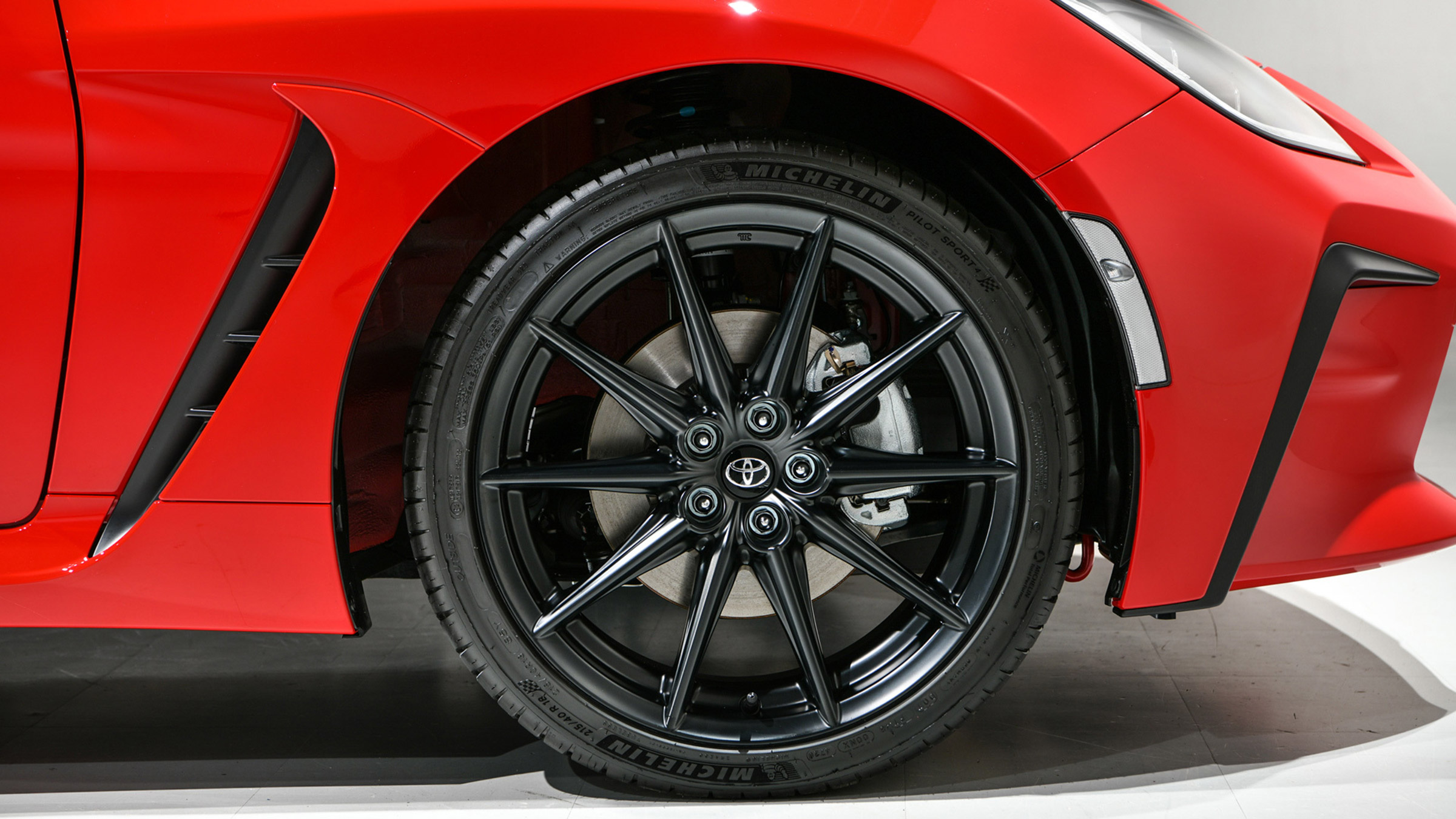 2022 Toyota GR86 - wheels