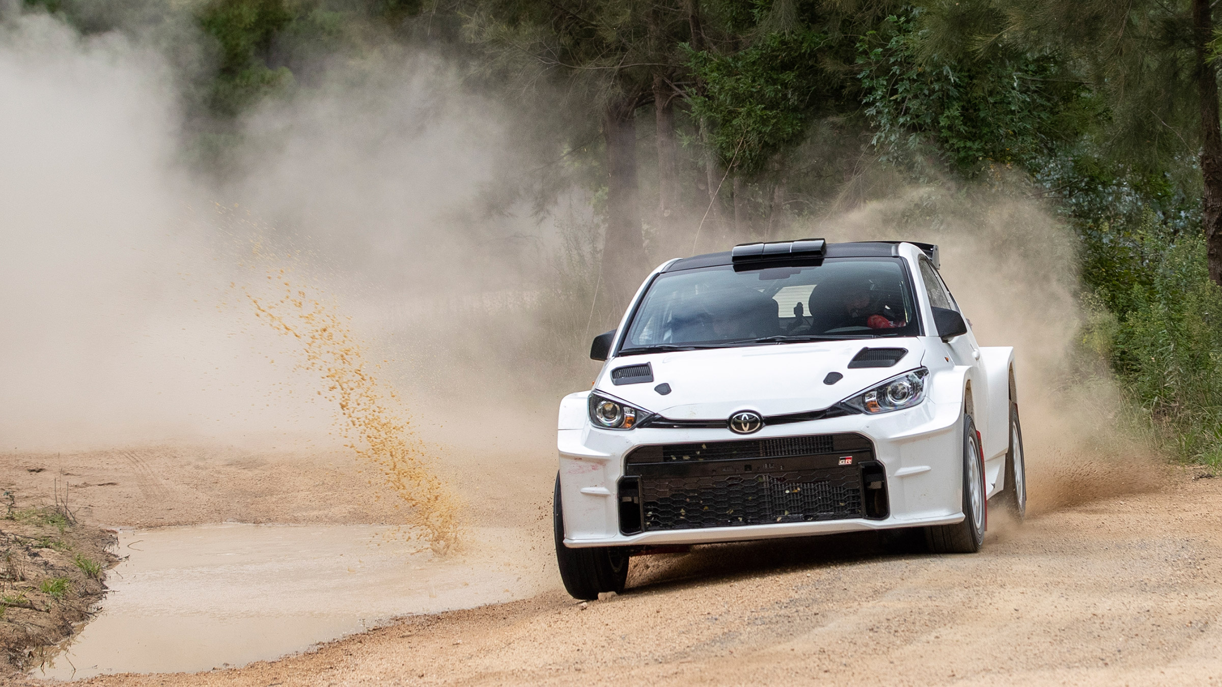 Toyota GR Yaris AP4 - cornering