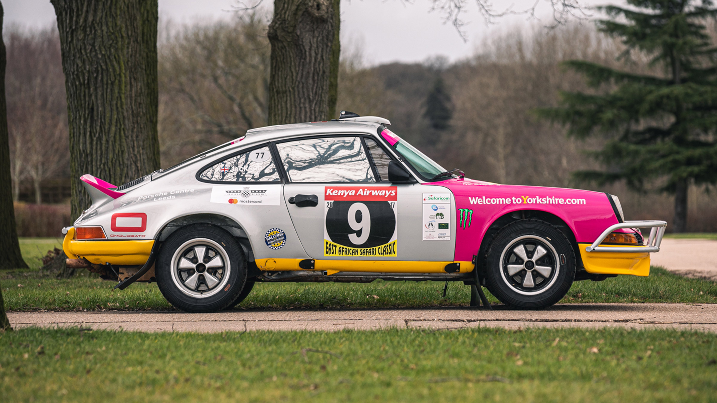 Silverstone Auctions - Porsche Safari side