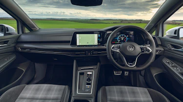 Volkswagen Golf GTD 2021 review - interior