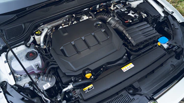 Volkswagen Golf GTD 2021 review - engine