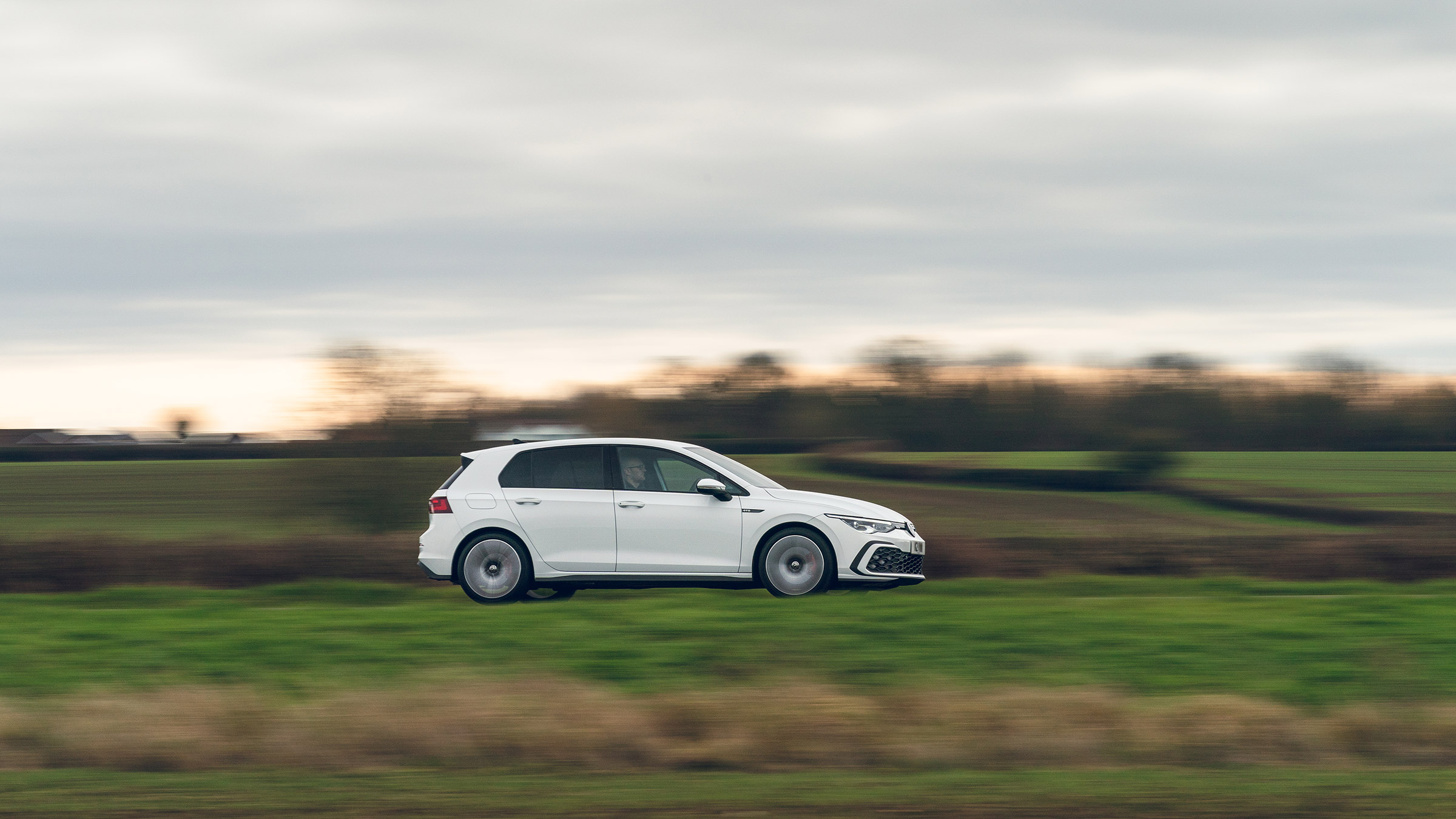 Volkswagen Golf GTD 2021 review - pan 3
