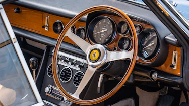 1966 Ferrari 330 GTC - dash
