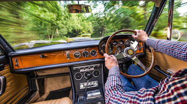 1966 Ferrari 330 GTC - interior driving