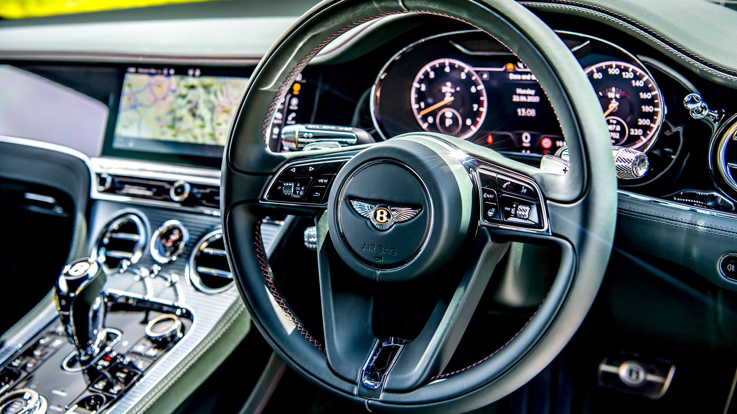 Bentley Continental GT review – green steering wheel