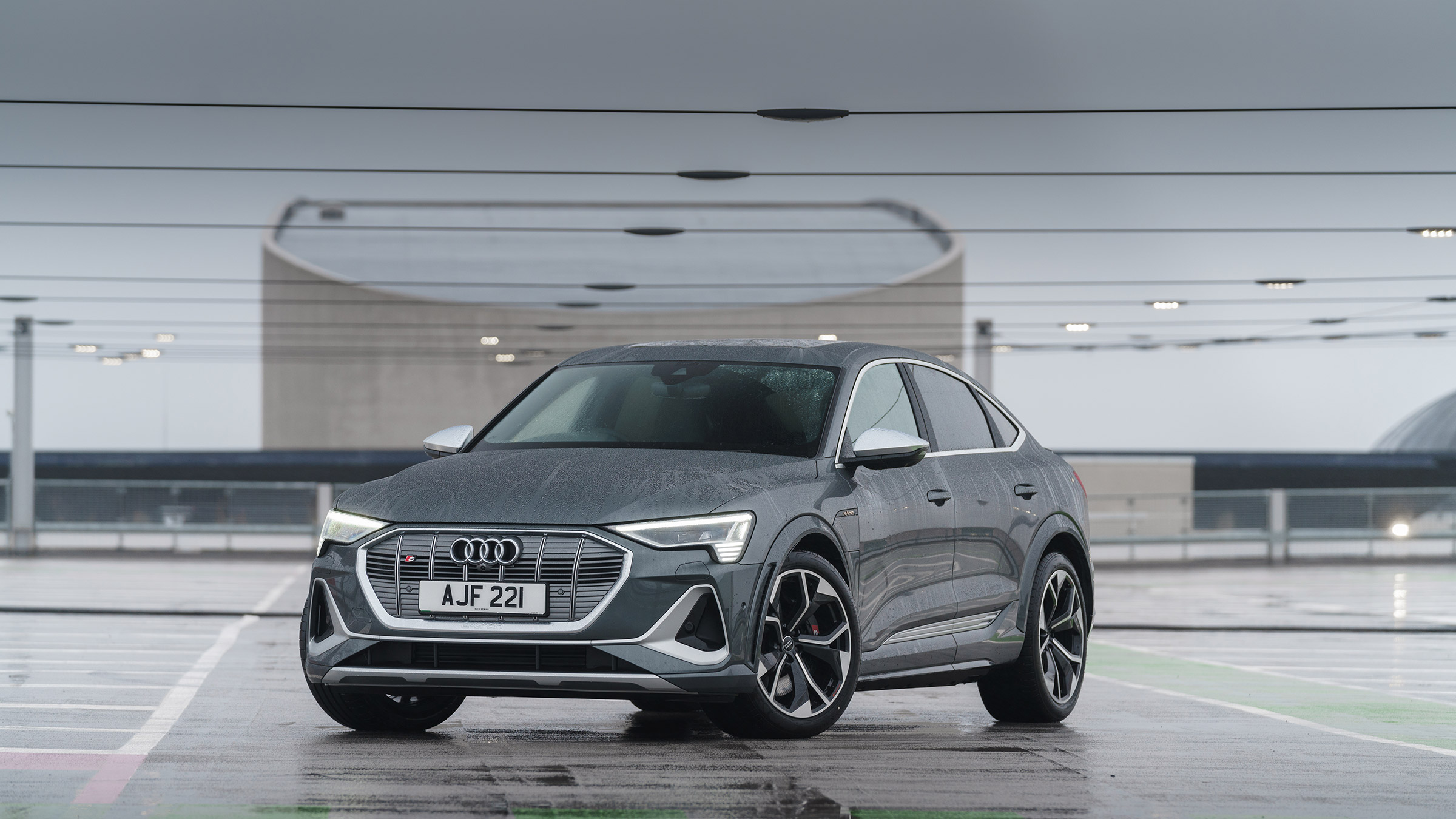 Audi e-tron S Sportback - front static