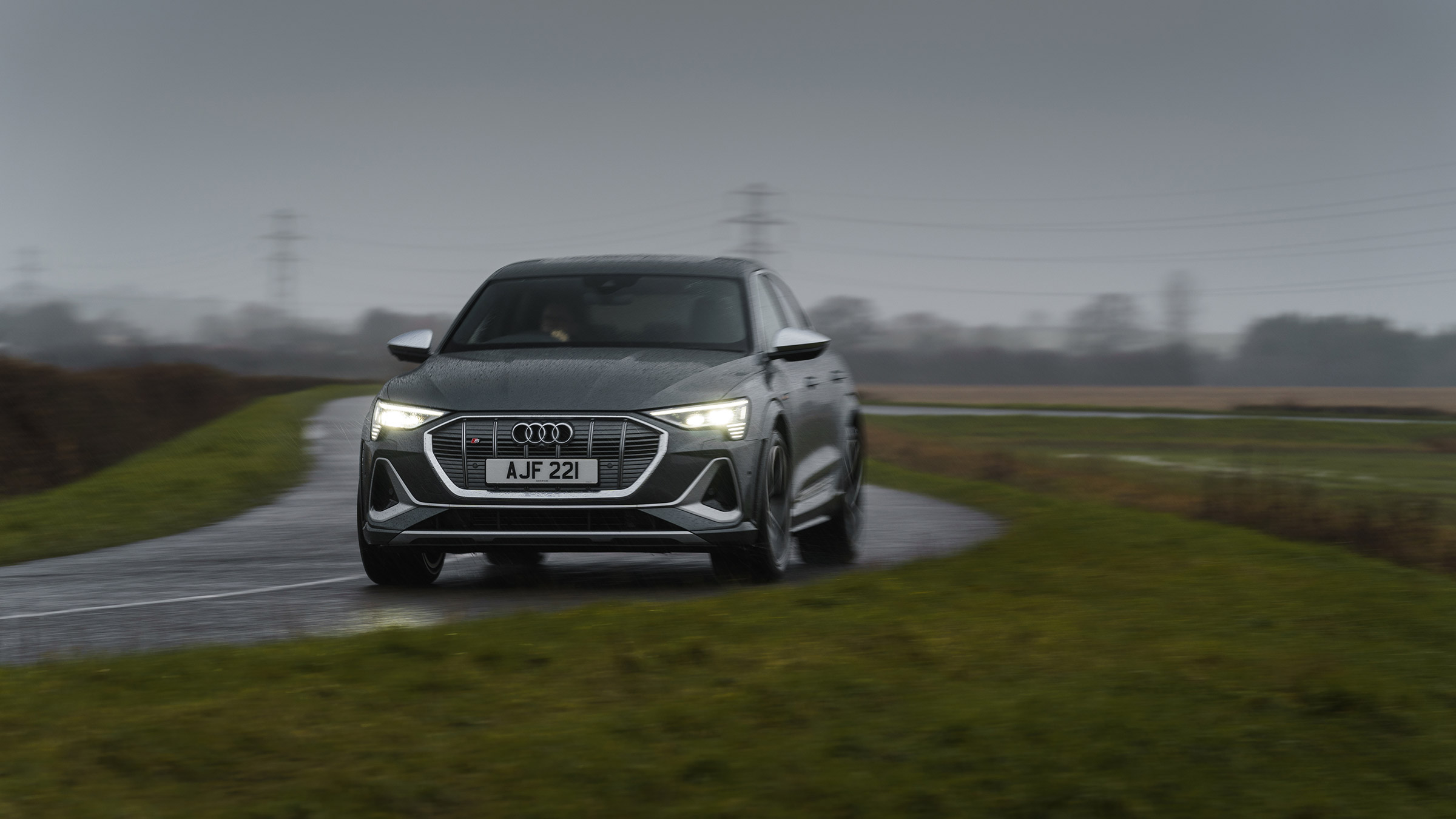 Audi e-tron S Sportback - front