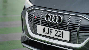 Audi e-tron S Sportback - grille