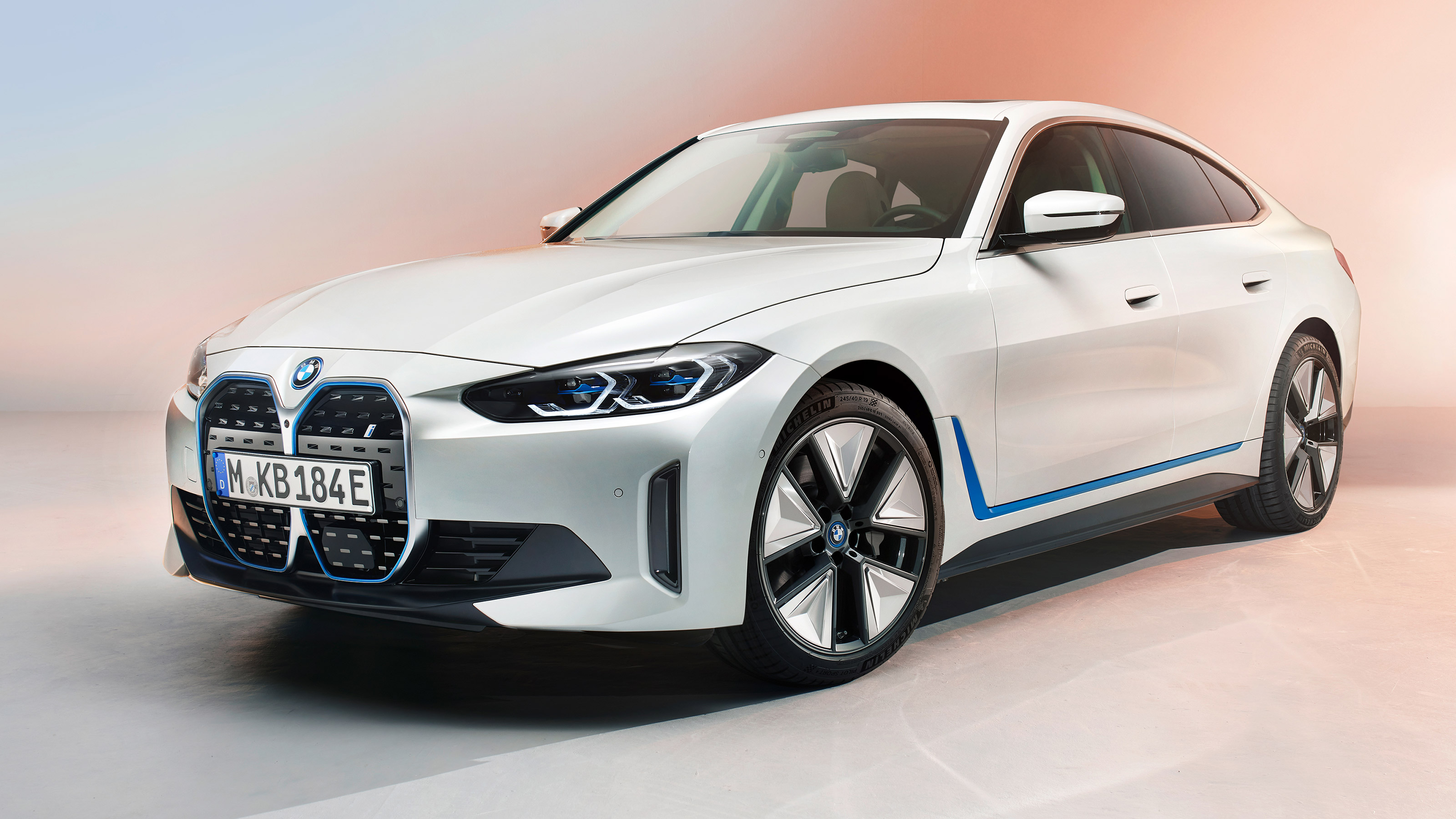 BMW i4 front
