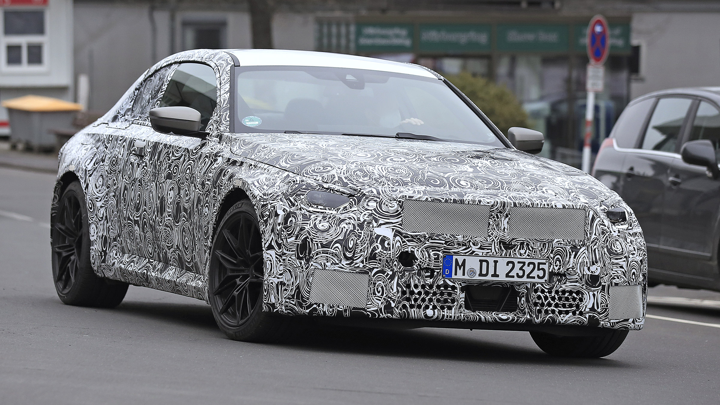 2022 BMW M2 spied road front quarter
