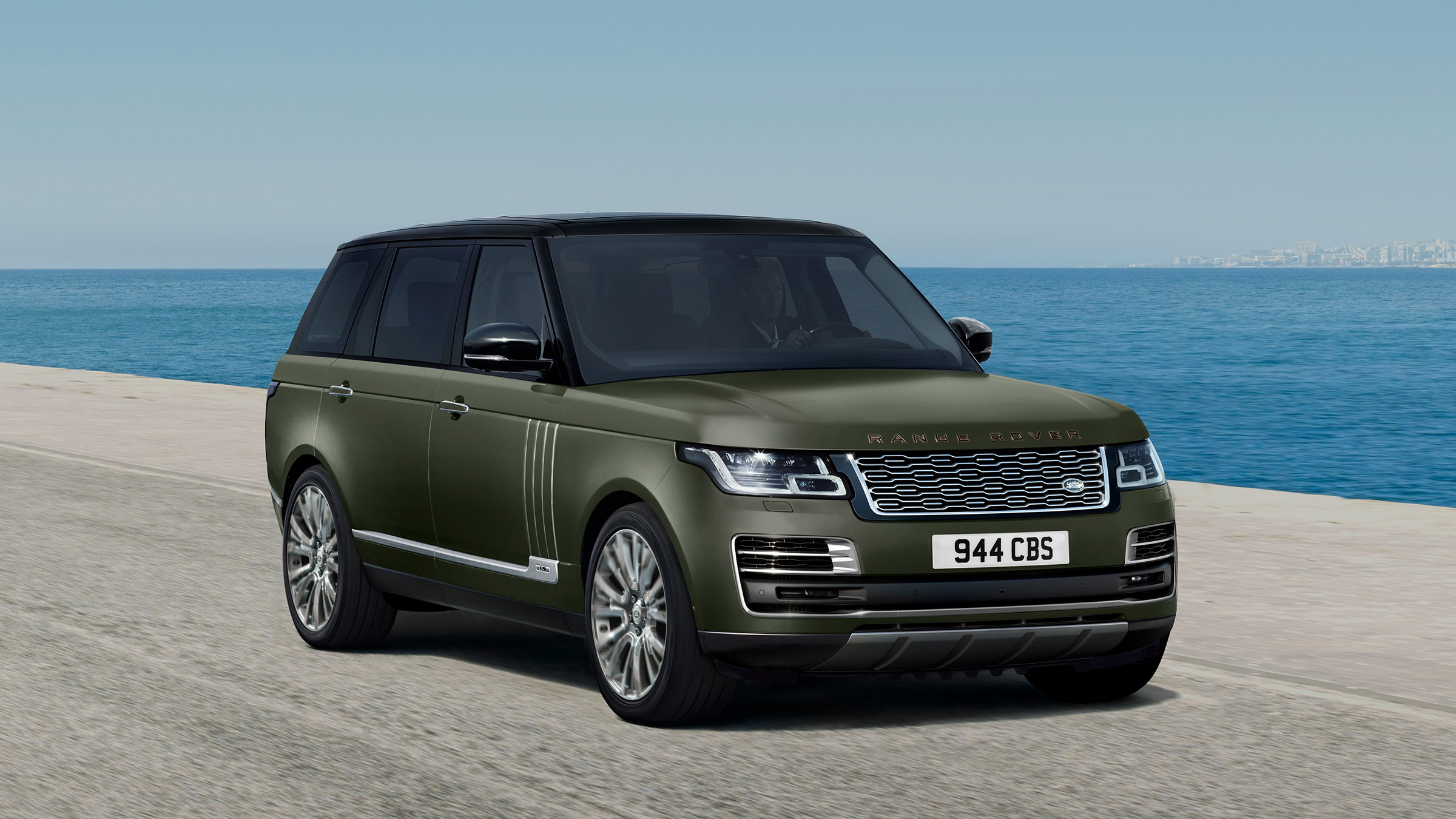 Range Rover SV Autobiography Ultimate – front quarter