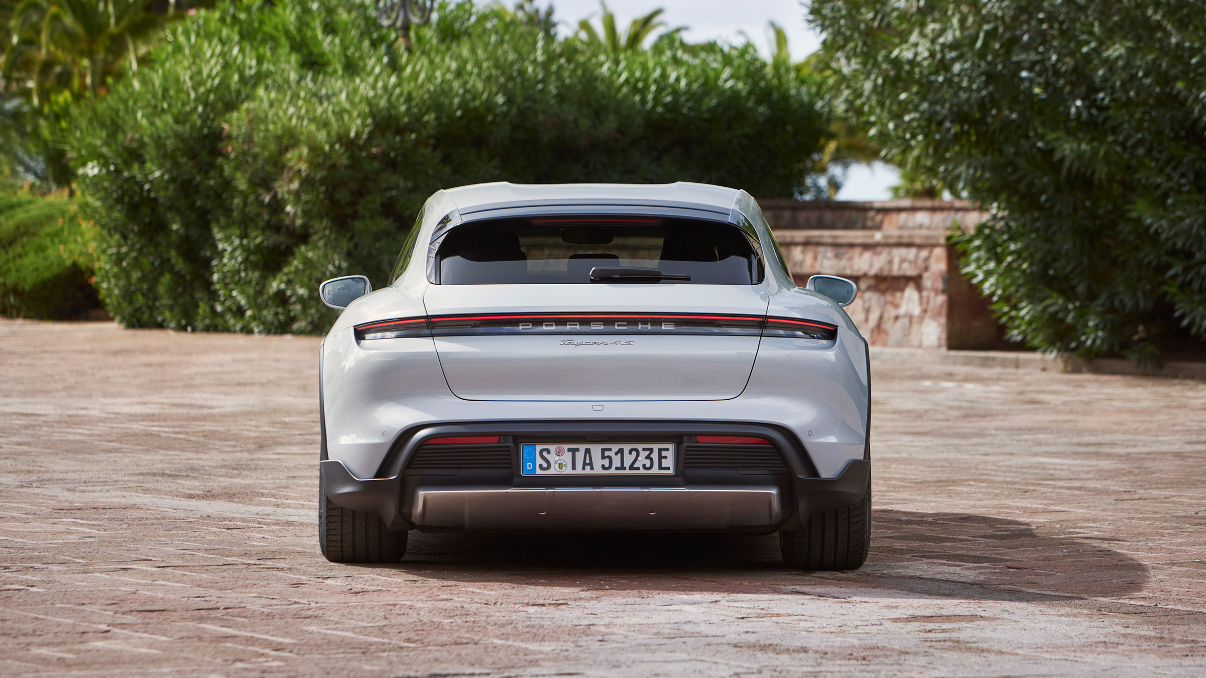 Porsche Taycan Cross Turismo - 4S rear static
