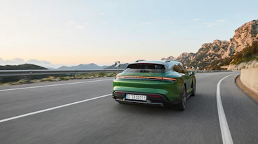 Porsche Taycan Cross Turismo - Turbo S rear tracking