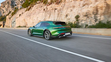 Porsche Taycan Cross Turismo - Turbo S rear tracking