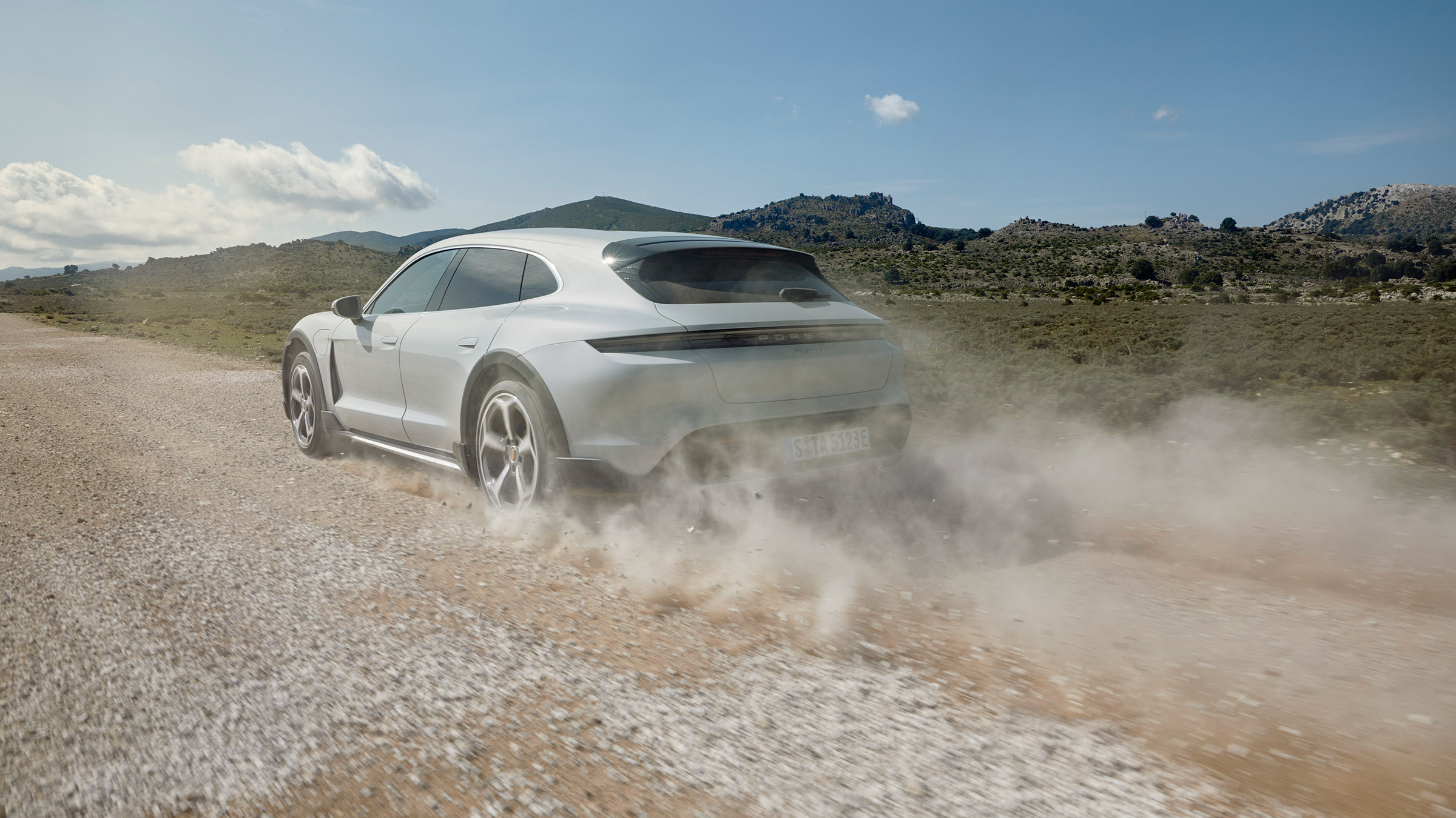 Porsche Taycan Cross Turismo - 4S rear quarter