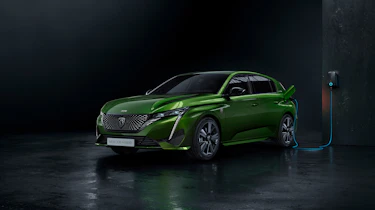 2021 Peugeot 308 - front