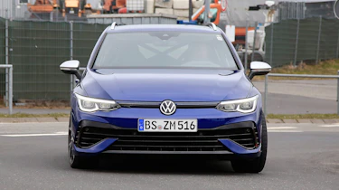 Golf R Estate 2021 spied - nose