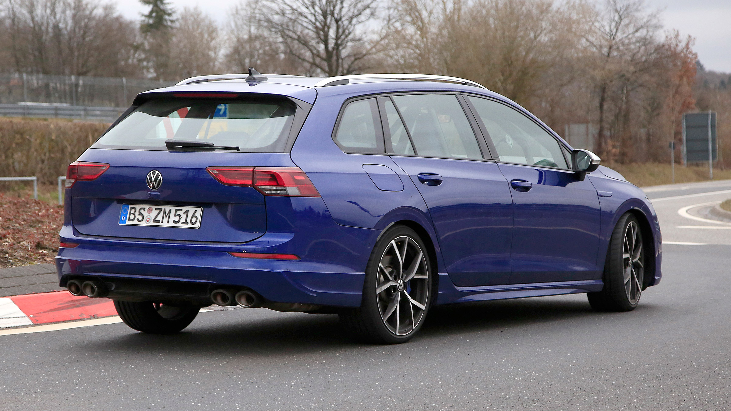 Golf R Estate 2021 spied - rear quarter