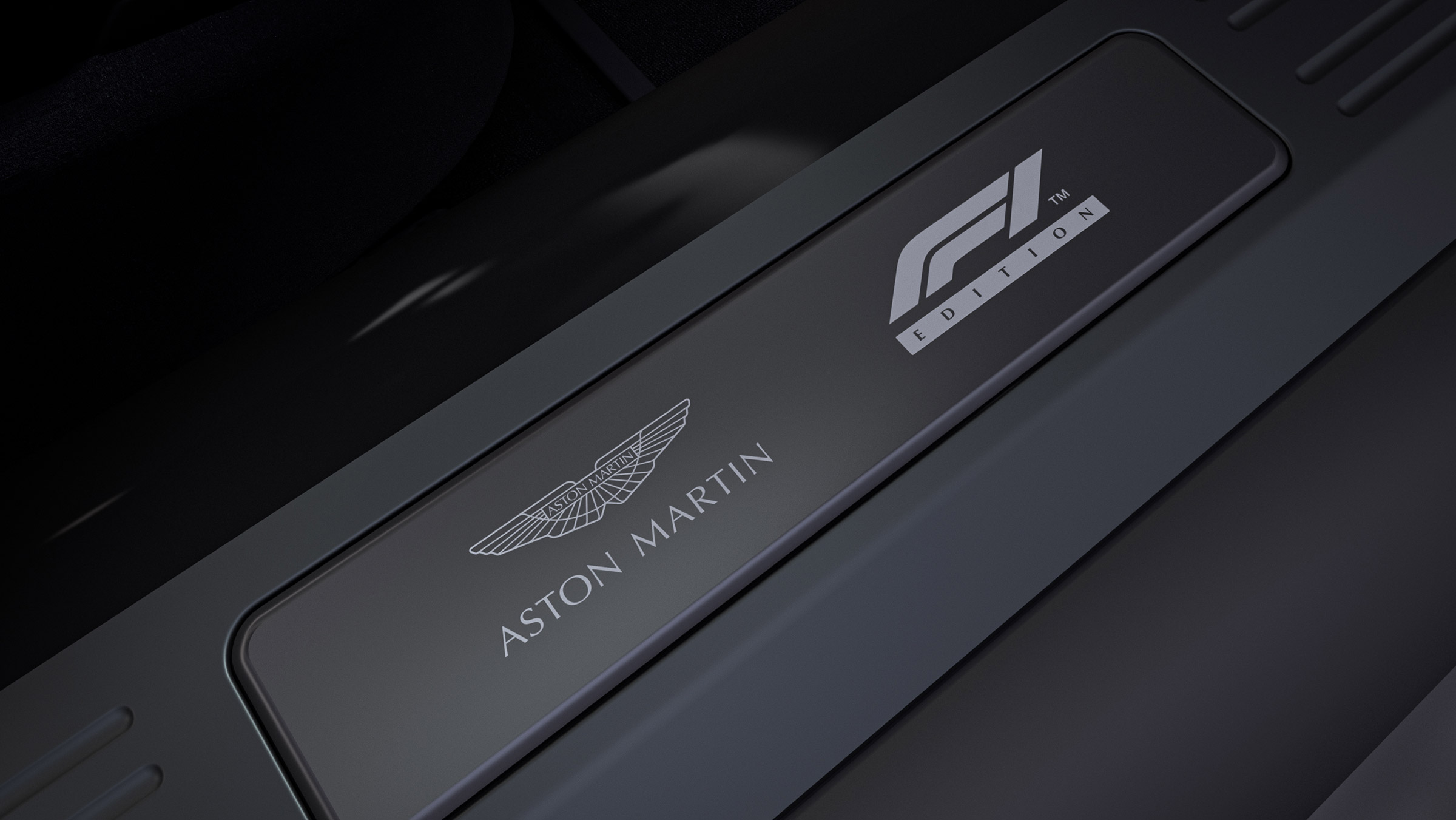 Aston Martin Vantage F1 Edition sill