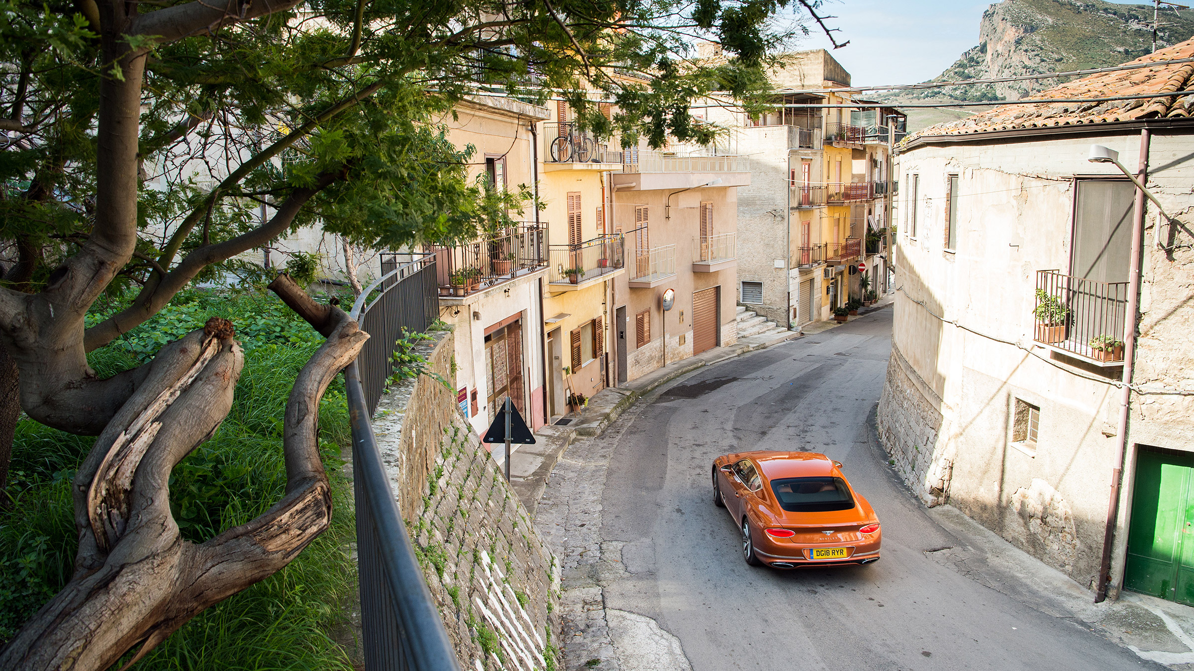 Bentley Continental GT review – top