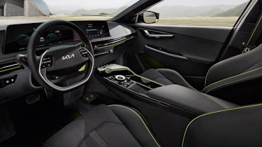 576bhp Kia EV6 GT revealed – dash