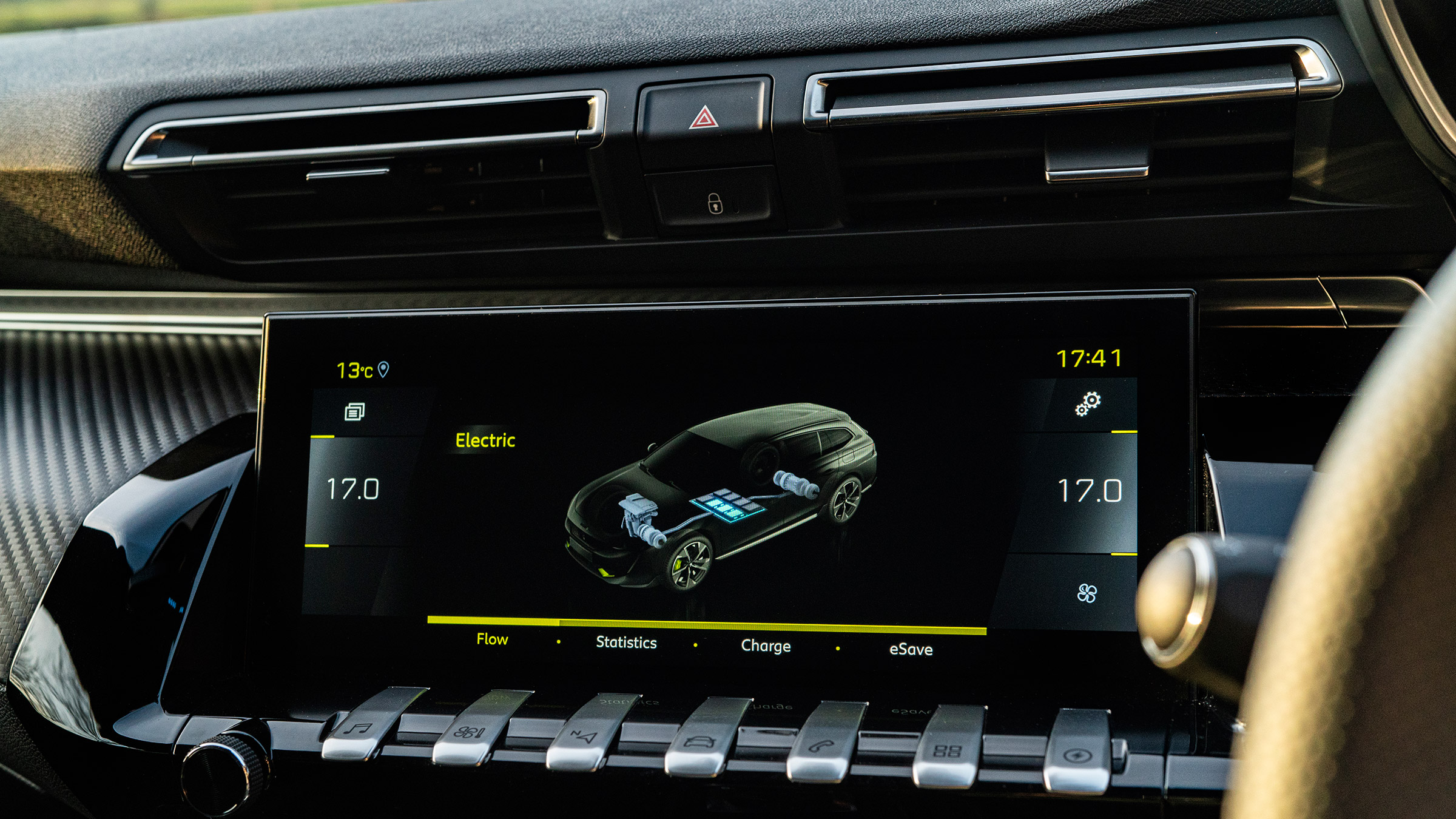 Peugeot 508 PSE – screen