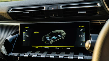 Peugeot 508 PSE – screen
